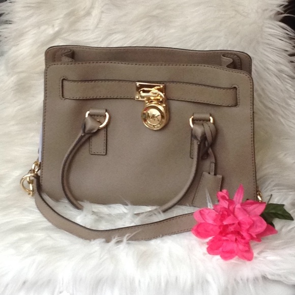 NWT‎ Michael KORS Purse/ Satchel - Picture 1 of 14